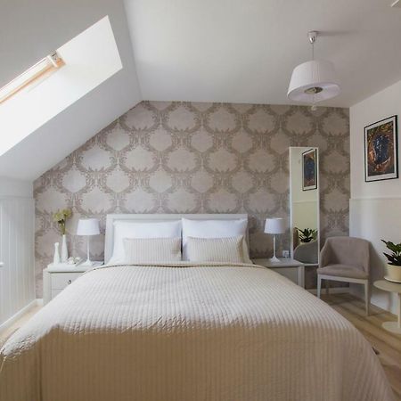 Penzion Kuria Nové Mesto nad Váhom Extérieur photo