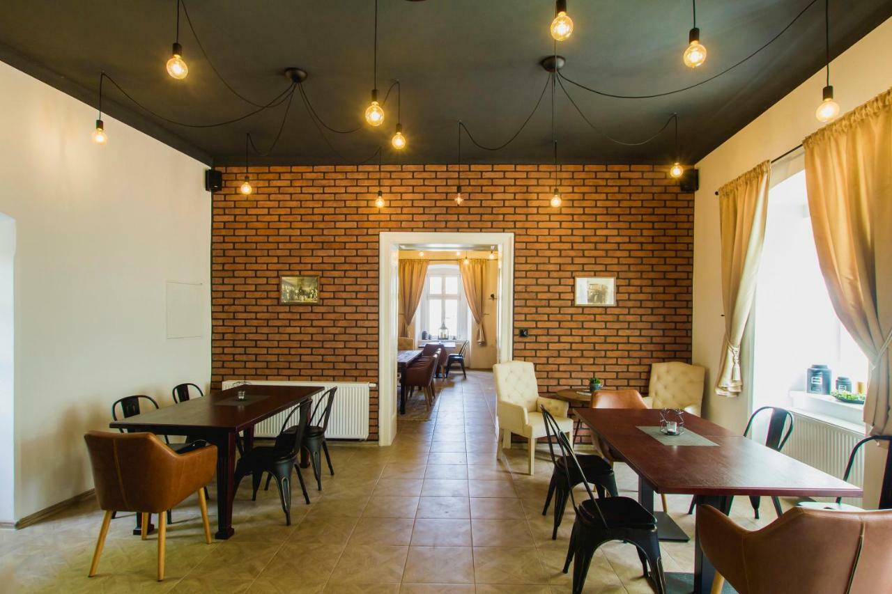 Penzion Kuria Nové Mesto nad Váhom Extérieur photo